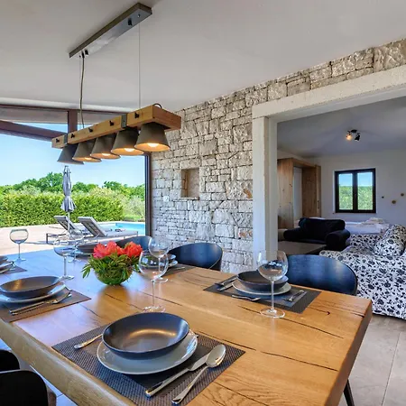 Holiday home Casa Claudia By Interhome