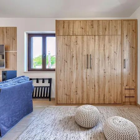 Casa Claudia By Interhome Buzinija